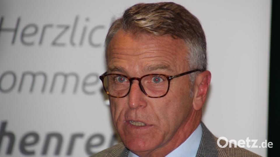 "Ich als Bürgermeister bin stolz auf das, was hier geleistet wurde und wird", sagte Bürgermeister Franz Stahl bei einer kurzen Ansprache zur Feier. Bild: kro