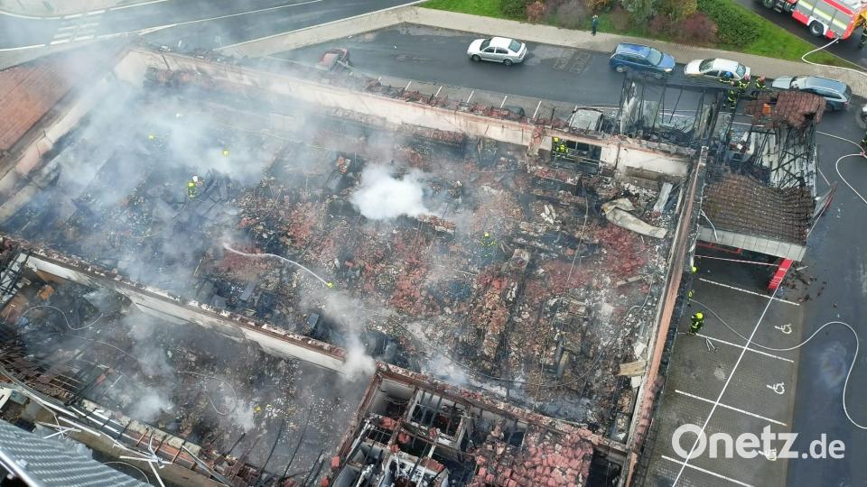 Nach dem Brand. Bild: Feuerwehr Bezirk Karlsbad/exb