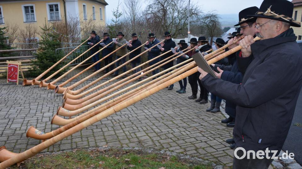 Beim Weihnachtsmarkt in Leonberg wieder dabei sind die Großkonreuther Alphornbläser. Bild: jr