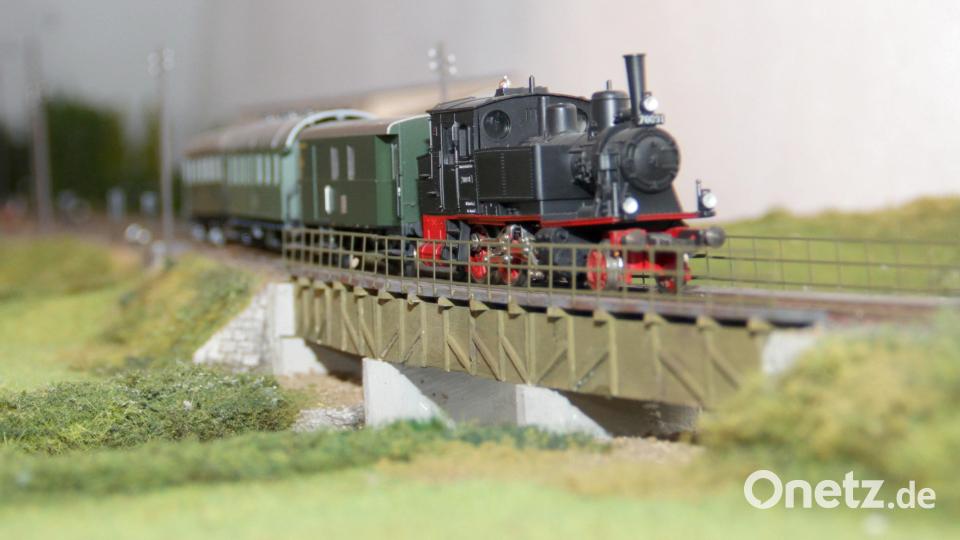 Im H0-Maßstaab ist die Lokalbahn Erbendorf-Reuth im Museum zu sehen. Bild: njn