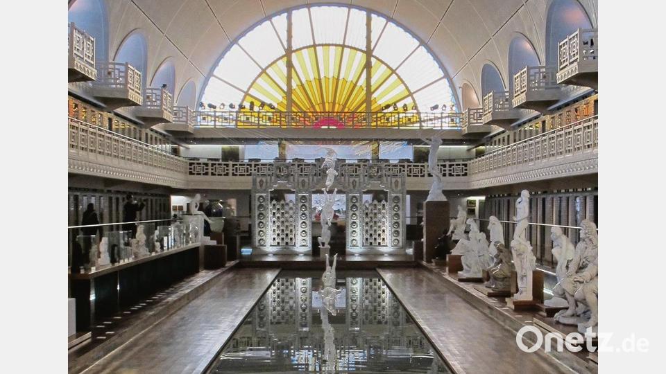 Das Musée La Piscine in Roubaix ist in einem früheren Schwimmbad untergebracht. Bild: Sabine Glaubitz/dpa