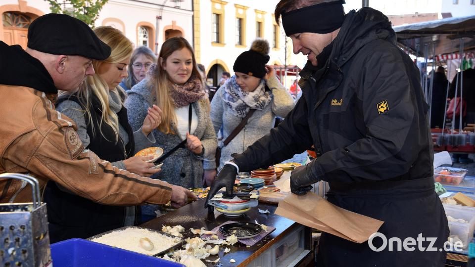 Der Martinimarkt in Sulzbach-Rosenberg lockte die Besucher in Scharen an. Bild: Stephan Huber