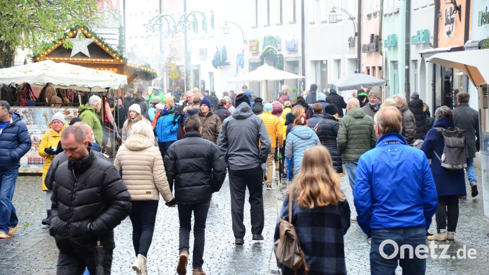 Am Kathreinsonntag in der Fußgängerzone. Bild: Kunz