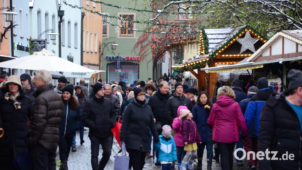 Am Kathreinsonntag in der Fußgängerzone. Bild: Kunz
