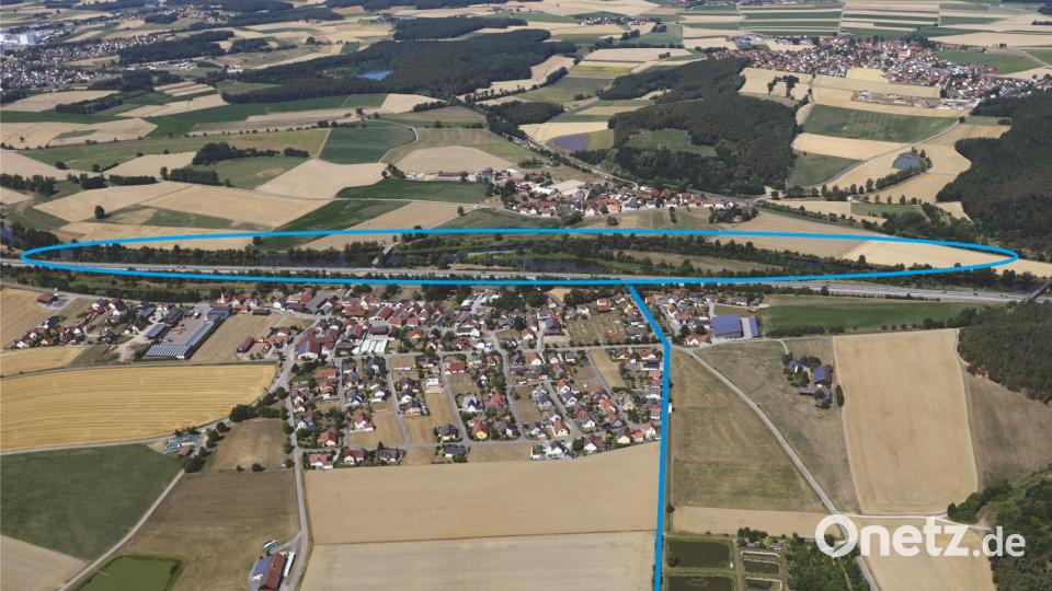 Die Naab (Bildmitte) und der Vetterlbach können in Wölsendorf zu einer angespannten Hochwassersituation führen. Bildmontage: akp