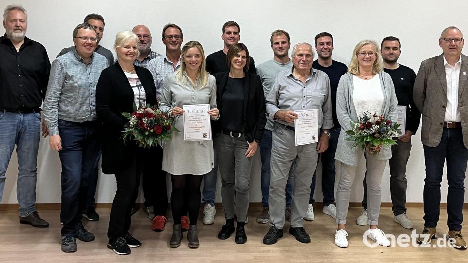 Geehrte und ausgeschiedene Funktionäre des SVR. Bild: Laura Dilling/exb