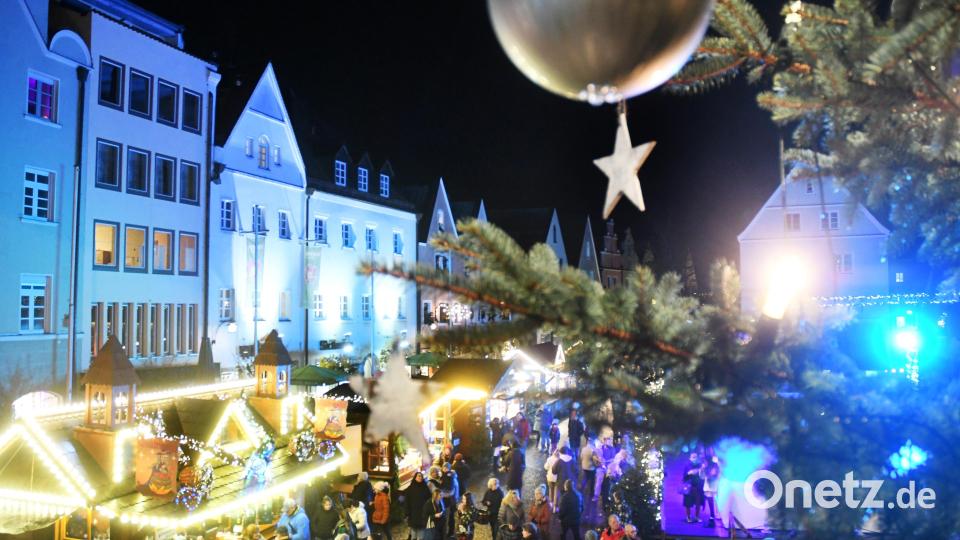 Der Weidener Christkindlmarkt ist eröffnet. Bild: Gabi Schönberger