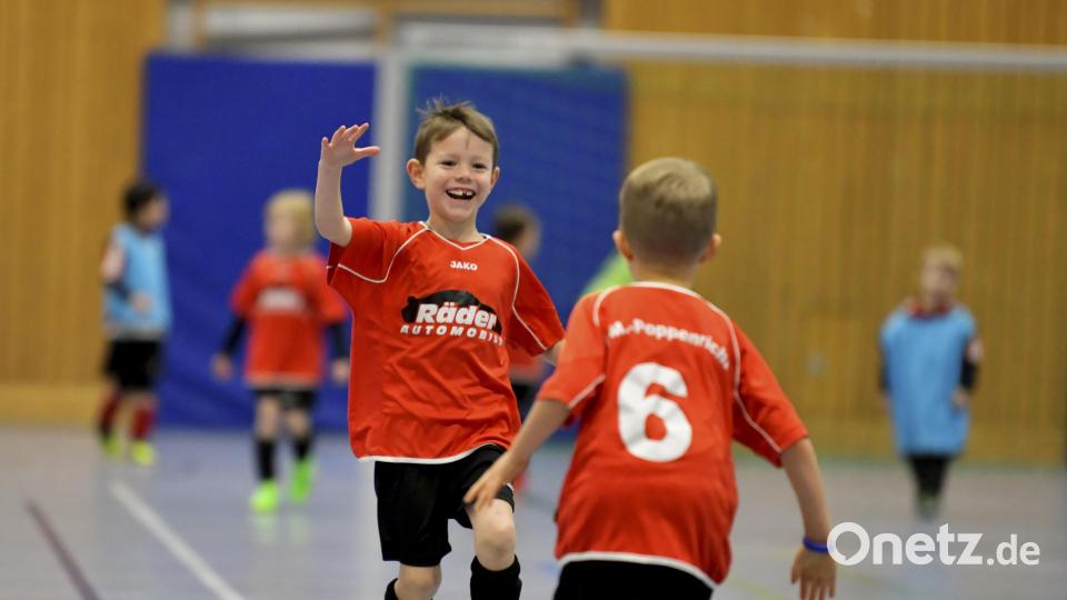 Torjubel bei den G-Jugendlichen des SV Michaelpoppenricht. Bild: Hubert Ziegler