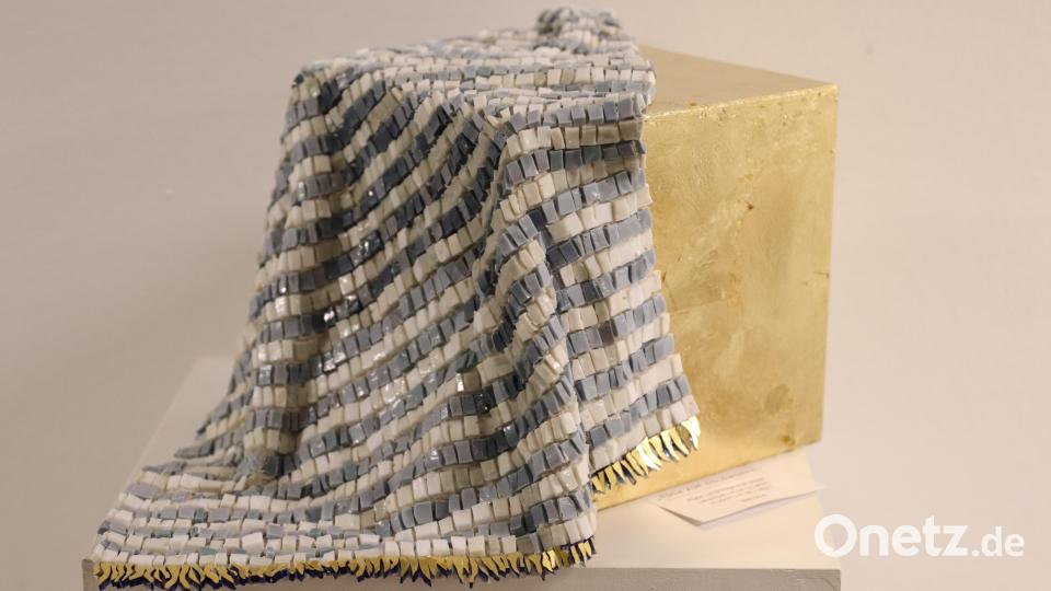 Die Mosaikarbeiten von Renate Ziegler-Martin faszinieren durch ihre lebendige Struktur Bild: cog