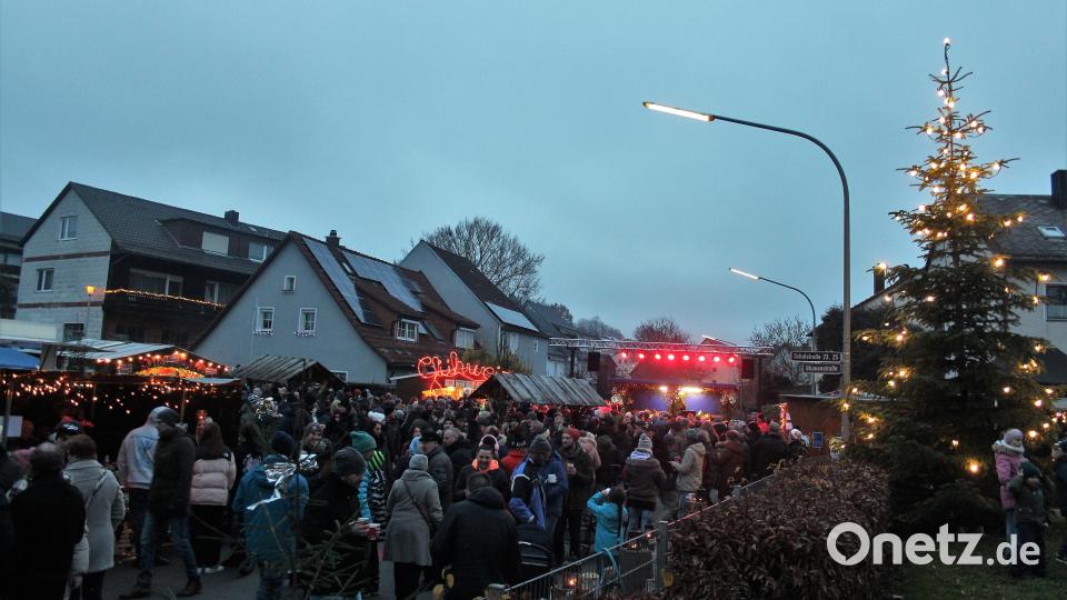 Über mangelnden Zuspruch konnten sich die Verantwortlichen des Pressather Christkindlmarktes nicht beklagen Bild: stg