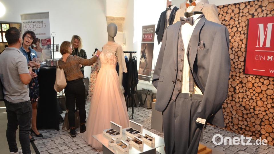 Die passende Kleidung gehört auf jeden Fall für den schönsten Tag im Leben dazu. Bild: dob