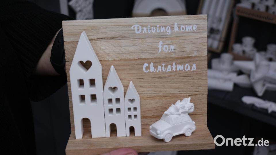 Holz und Raysin gehen in diesem Dekobeispiel eine harmonische Beziehung ein. Bild: rpp