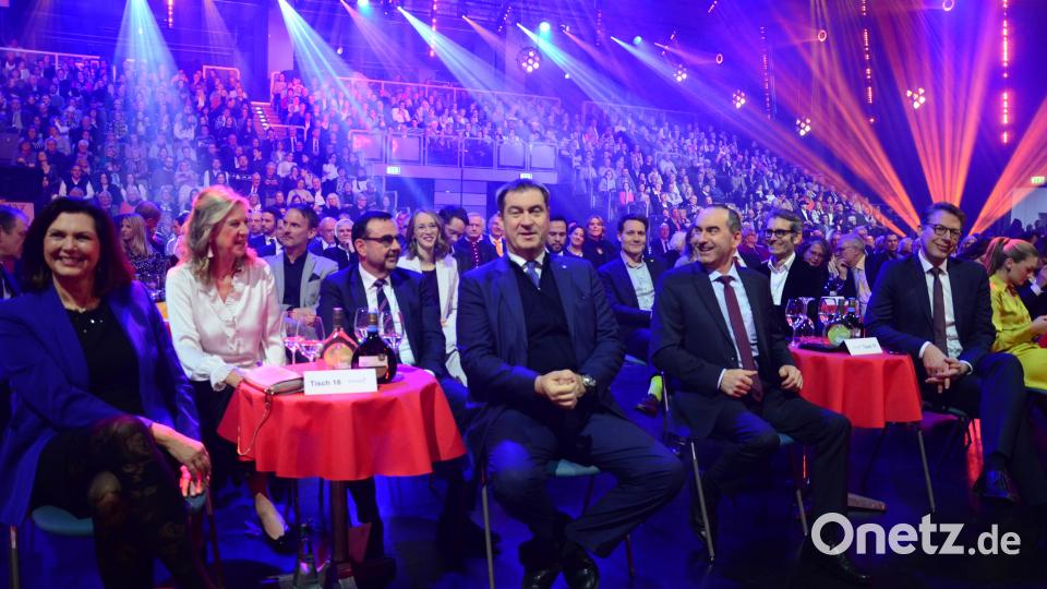 Politische Prominenz. Bild: Kunz
