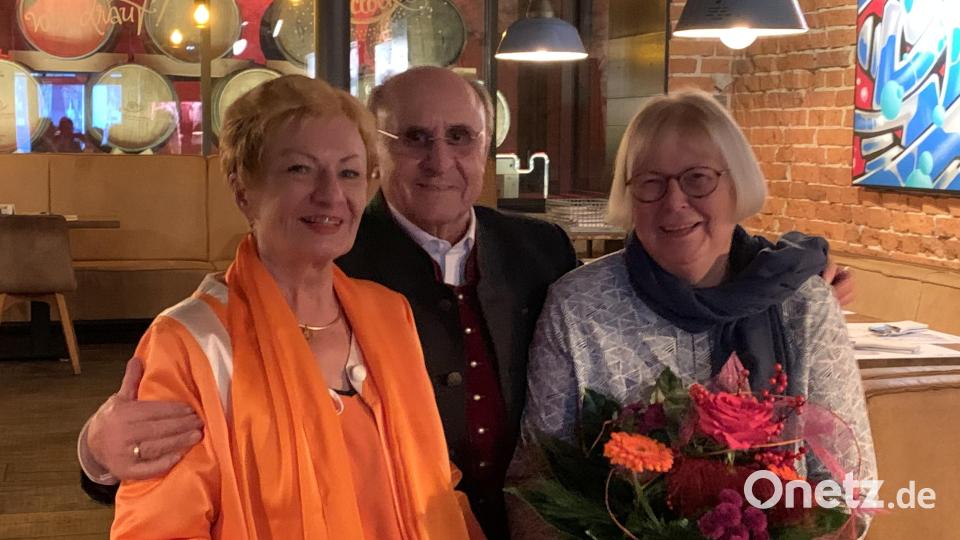 Irene Markgraf, Manfred Thümmler und seine Frau Sonja. Bild: Florian Prosch/exb