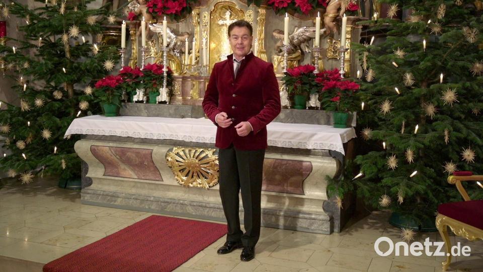Einer der Drehorte für den Musikfilm &quot;Romantische Weihnacht mit Volker Bengl&quot; war die Kirche St. Laurentius in Konnersreuth. Bild: Dietmar Kiermaier