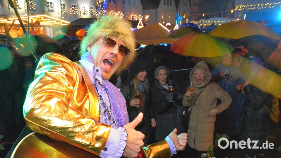Johnny Gold begeistert auch bei Regenwetter seine Fans. Bild: Kunz