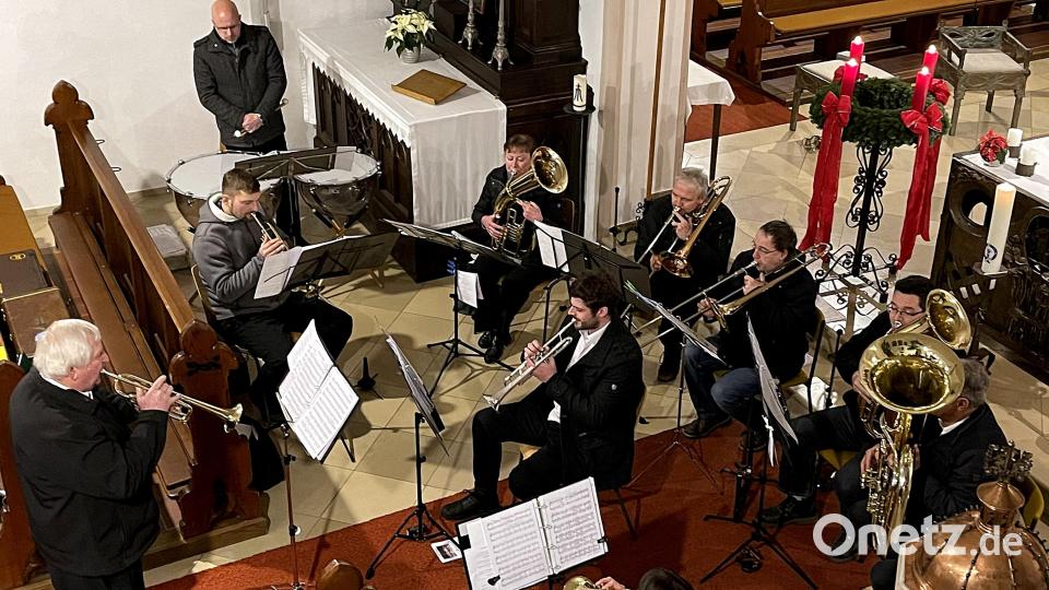 Adventliches Singen und Musizieren gibt es anlässlich des 70-jährigen Jubiläums des evangelischen Posaunenchores Etzenricht-Rothenstadt. Bild: R. Kreuzer
