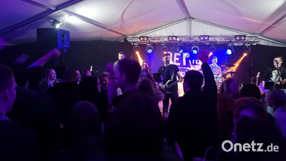 Eine große Silvesterparty wie diese war ein Novum in Nabburg. Bild: wrl