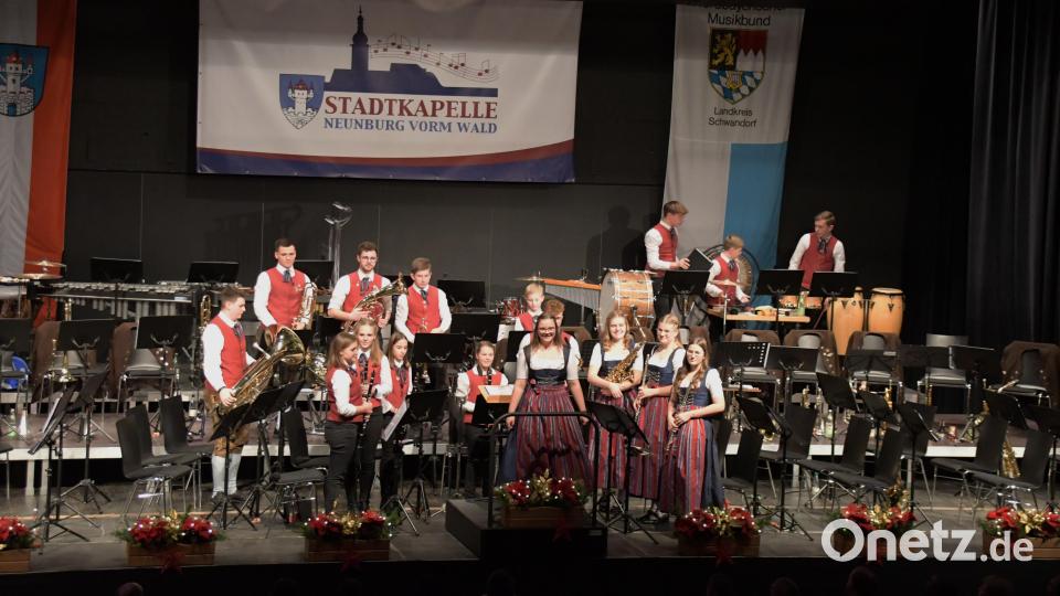 Auch das Jugendorchester der Neunburger Stadtkapelle zeigte ihr Können. Bild: Agnes Jonas/exb