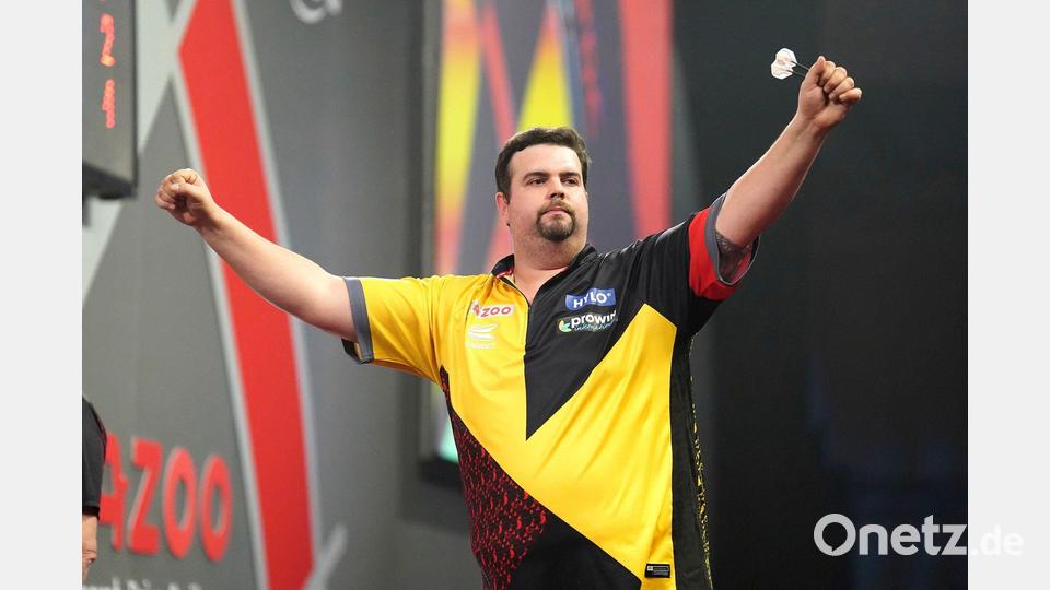 Hat sich bei der Darts-WM ins Halbfinale gespielt: Gabriel Clemens. Bild: Zac Goodwin/PA Wire/dpa
