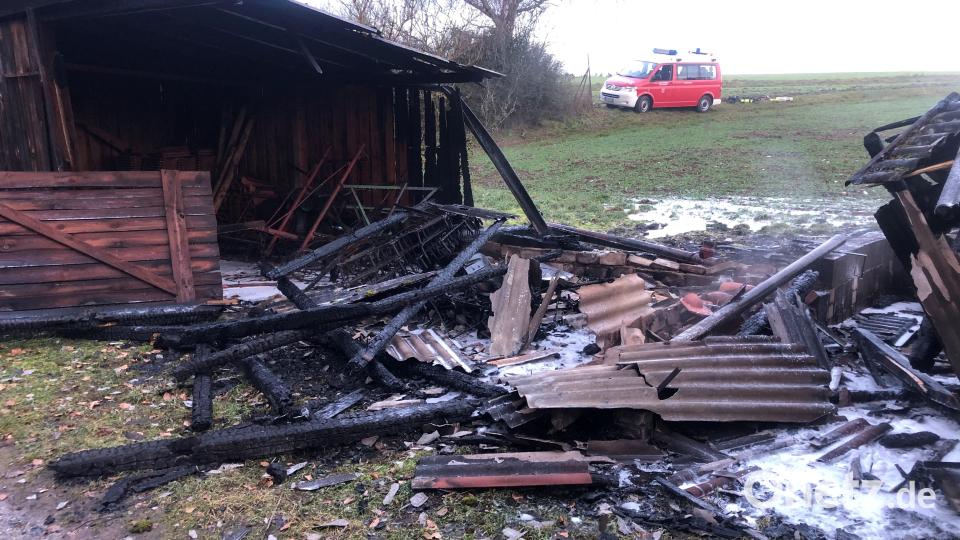 Etwa 50 Einsatzkräfte rückten aus. Bild: Armin Buchwald/Feuerwehr Sulzbach-Rosenberg/exb