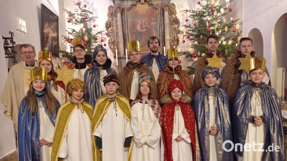 Aussendung der Sternsinger der Expositurgemeinde Mariä Heimsuchung Poppenreuth. Bild: fpoz