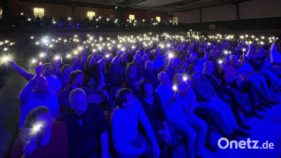 Bei „Irgendwann bleib i dann dort“ wurde es im Saal romantisch. Bild: rpp