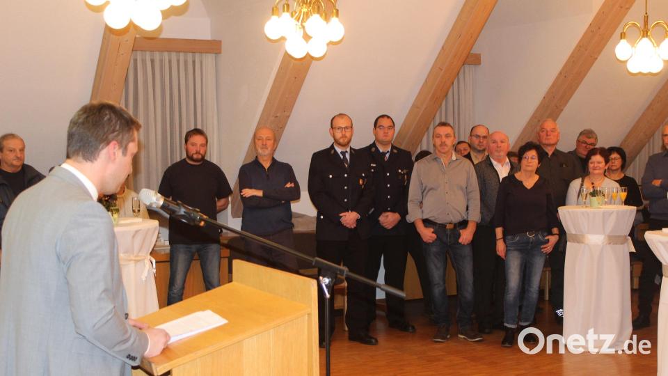 Bürgermeister Wolfgang Söllner erhielt bei seinem ersten Neujahrsempfang im Rathaus langen Applaus von den zahlreichen Gästen. Bild: soj