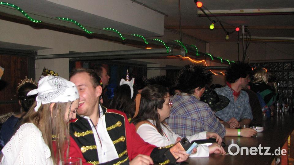 In der &quot;Xantl&quot;-Bar fanden Schnäpse reißenden Absatz. Bild: knh