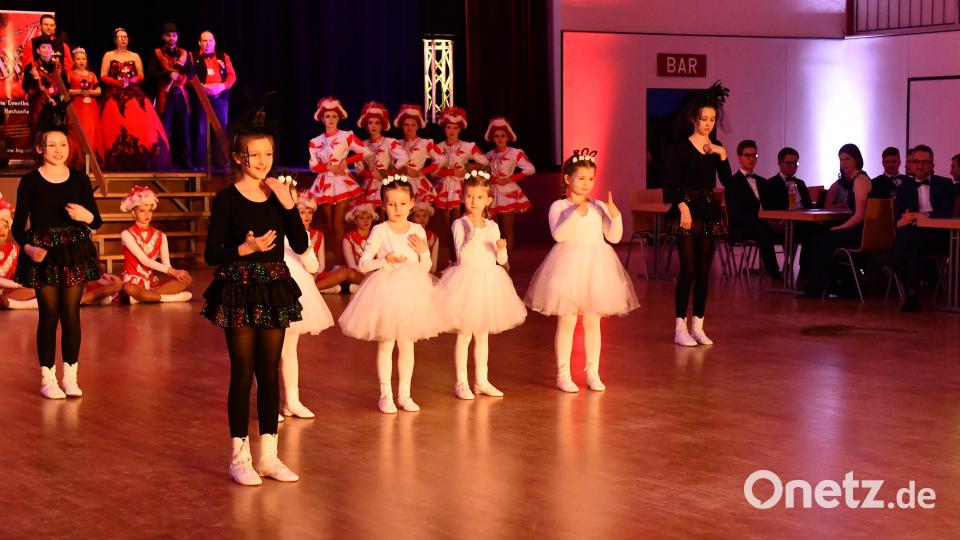 Der Showtanz der Kindergarde. Bild: Freya Stoeckl