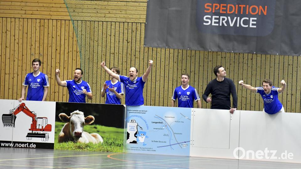 Großer Jubel herrschte beim FC Pegnitz über den Finaleinzug. Bild: Hubert Ziegler