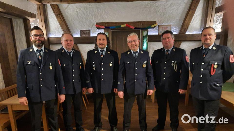 Martin Käß (von links), Josef Käß, Manfred Kreinhöfner, Hubert Schricker, Anton Kick, Alexander Schmidt. Bild: FFW Röthenbach/exb