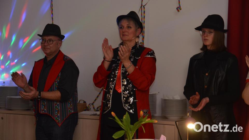 Beim Pfarrfasching ging es erstmals seit zwei Jahren wieder bei einer bunten und turbulenten Faschingssause rund. Bild: dob
