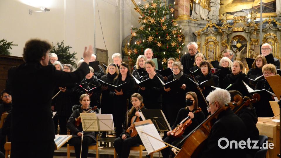 Die Kantorei unter Leitung von Valerij Bukreev präsentiert Werke von Felix Mendelssohn Bartholdy bis Georg Friedrich Händel. Bild: Kunz