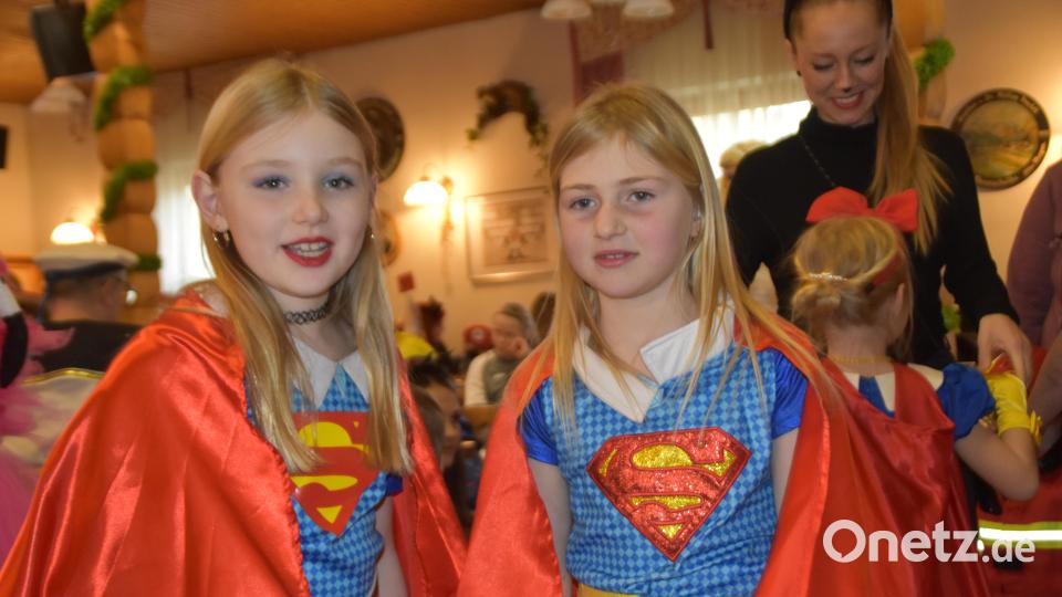 Zwei Supergirls. Bild: hcz