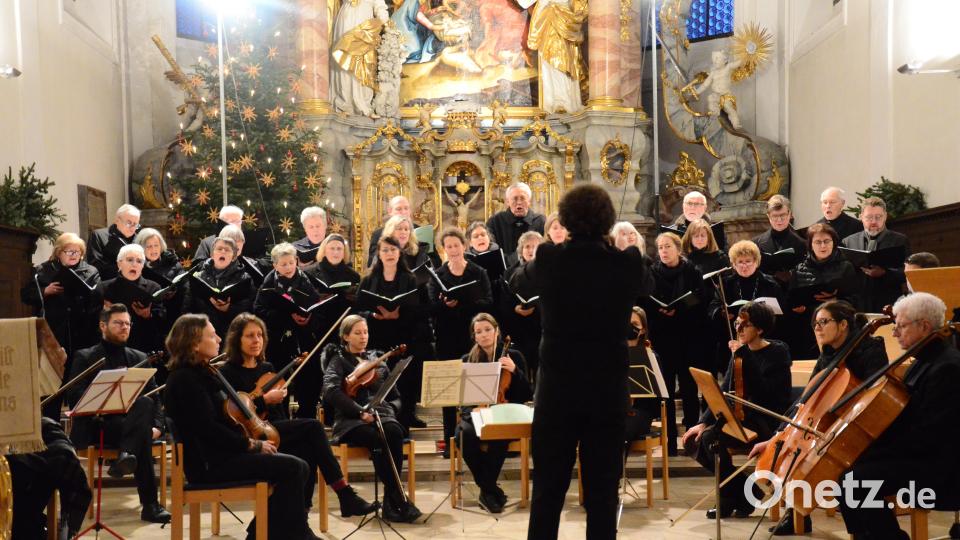 Die Kantorei unter Leitung von Valerij Bukreev präsentiert Werke von Felix Mendelssohn Bartholdy bis Georg Friedrich Händel. Bild: Kunz