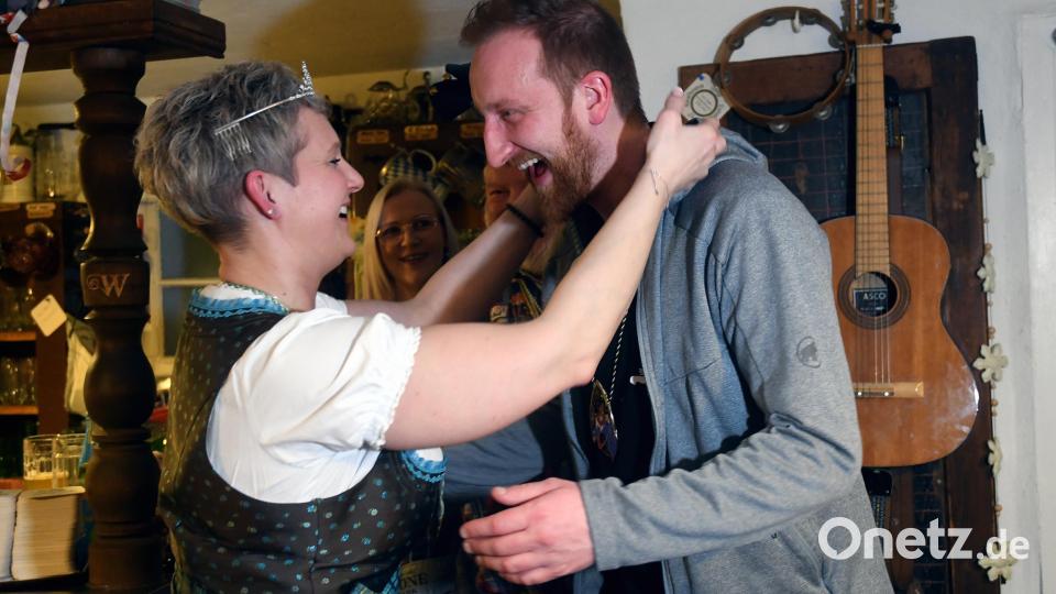 Ein Orden für Patrick I. vom Schamottgestein. Bild: Gabi Schönberger