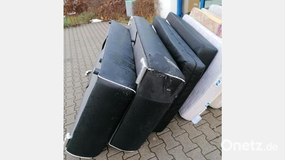 Müll statt Spende? Müllablagerung am Werkhof verursachen Ärger. Bild: Thomas Zahn/exb