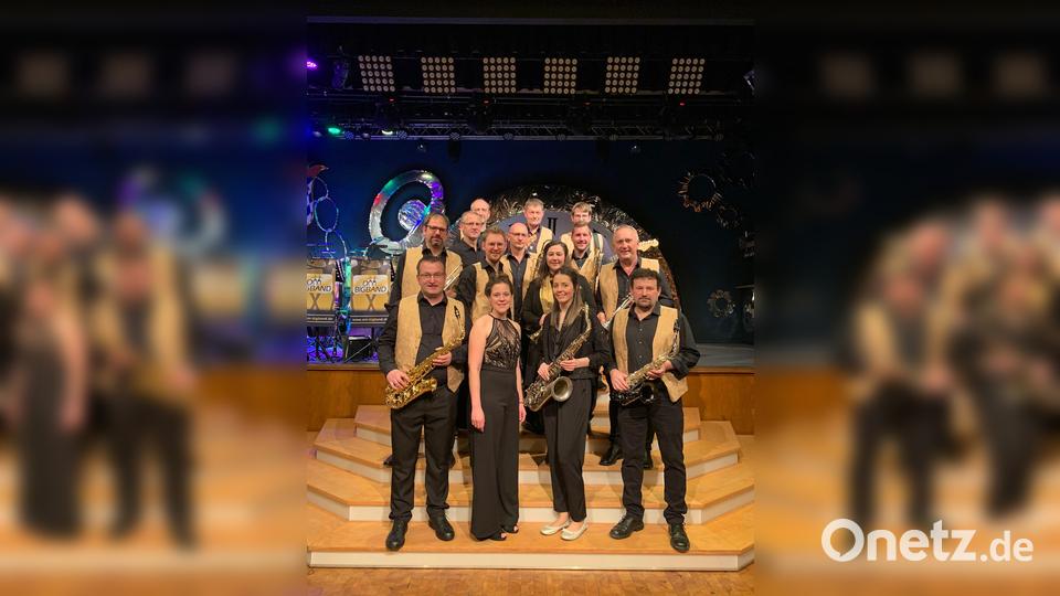 OM Big Band: satter Brass Sound mit Kulturmanagerin Birgit Plößner an der Trompete Bild: OM Big Band/exb