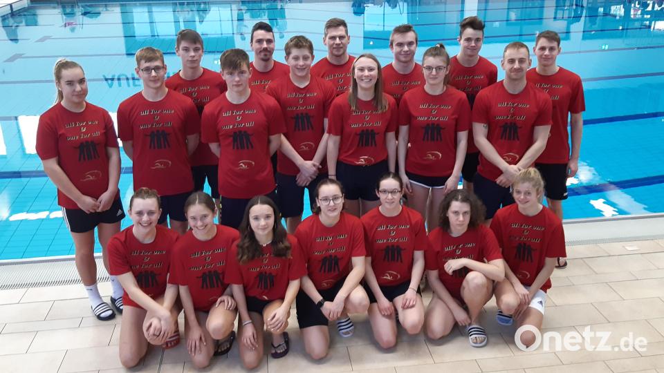 Bravourös haben sich die Landesligateams der Schwimmgemeinschaft Nordoberpfalz (Tirschenreuther SC / SV 08 Auerbach) am Wochenende im Bamberger Bambados geschlagen. Mit den Plätzen 8 (Herren) und 9 (Damen landeten beiden Mannschaften in der zweithöchsten Liga in Bayern im gesicherten Mittelfeld. Bild: rbg