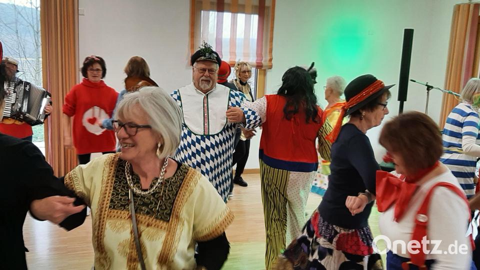 Beste Stimmung herrschte beim Faschingsfrühstück in Luhe. Bild: Dobmeier, Margit