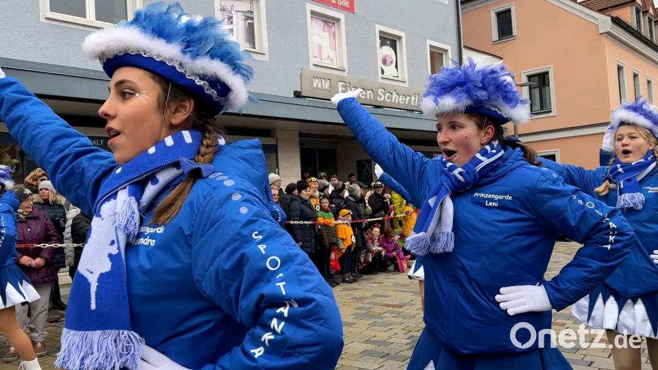 Eindrücke vom Kinderfaschingszug der Narrhalla Hirschau. Bild: Heike Unger