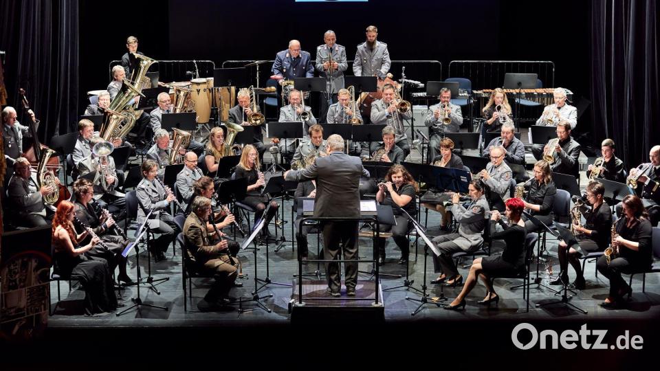 Der Reservistenmusikzug Oberpfalz kommt zu seinem Jubiläumskonzert nach Amberg ins ACC. Bild: Stanislav Jäger/exb