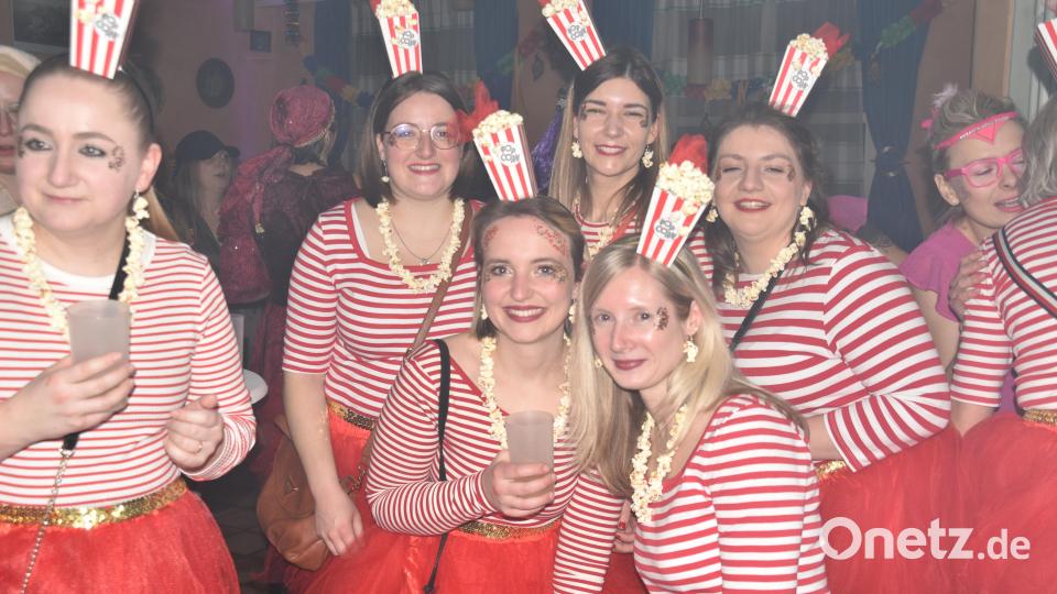 Verkleidet als Popcorn ist diese Gruppe dabei. Bild: wrm
