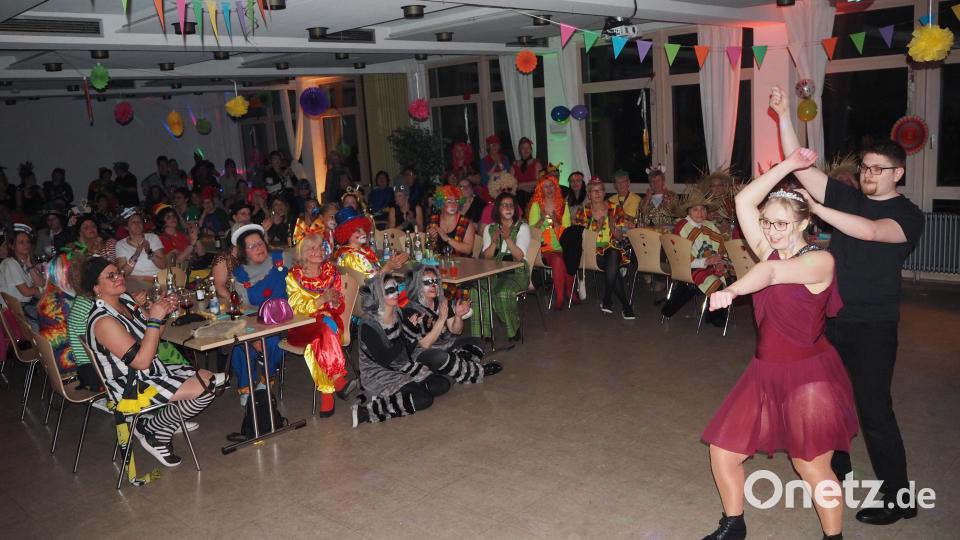 Weiberfasching in Neustadt/WN Bild: krb