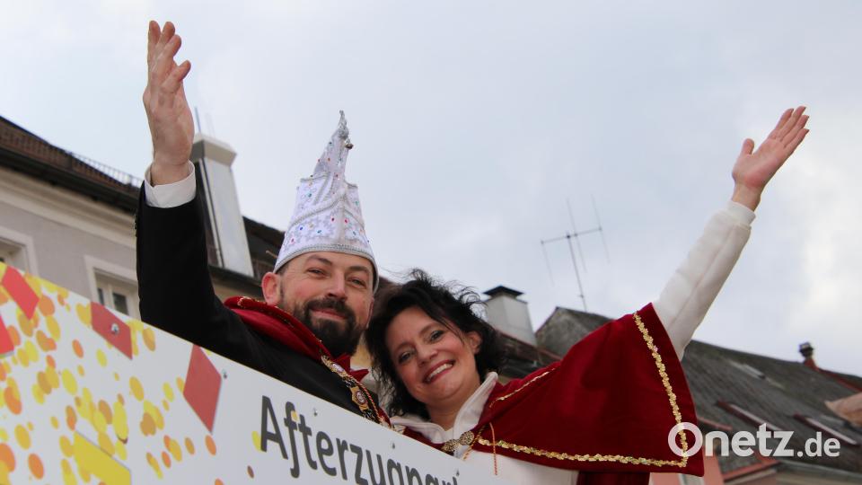 &quot;Helau!&quot;, rief das Rawetzer Prinzenpaar unzählige Male. Bild: kro