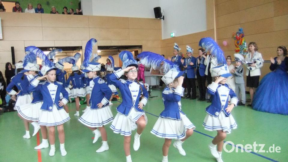 Die Kindergarde war so zackig unterwegs, wie man es von ihr gewohnt ist. Bild: gm