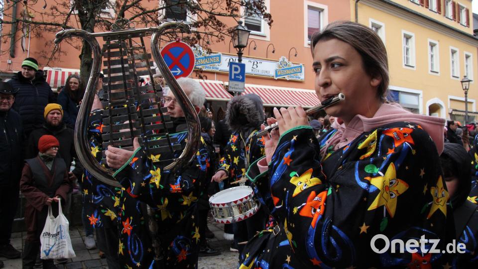 Flotte Musik gab es von den Spielmannszügen. Bild: kro