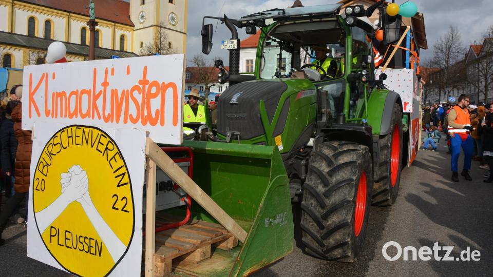 Erstmals beim Umzug dabei war der Burschenverein Pleußen. Bild: jr