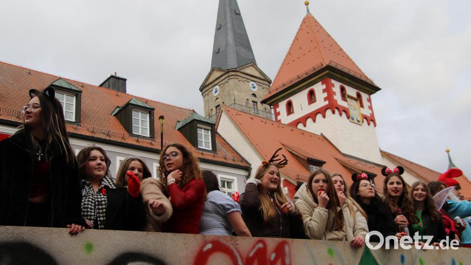 In Partystimmung war die Q11 des Otto-Hahn-Gymnasiums. Bild: kro